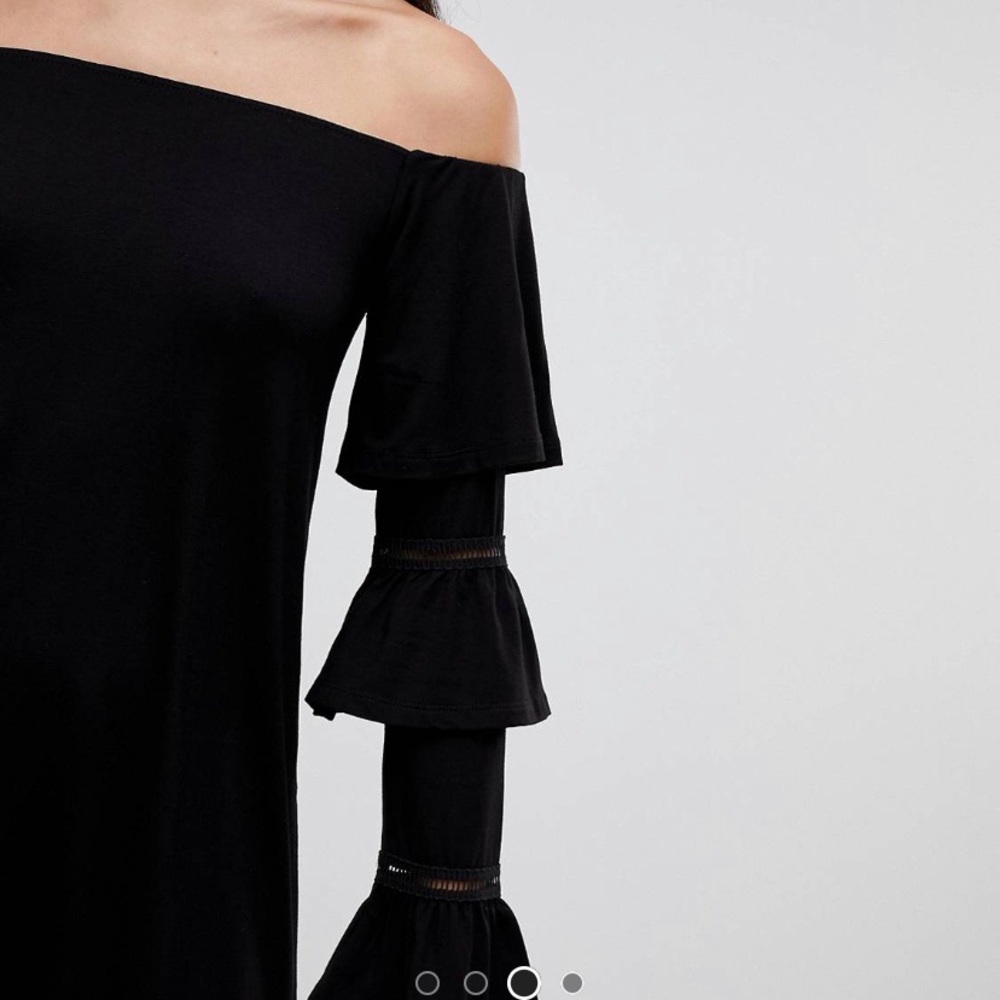 ASOS black off the shoulder dress - Picture 3 of 4